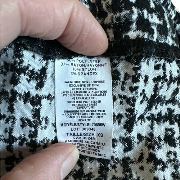 Stretch mini pencil skirt - Picture 4 of 4